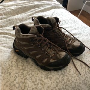 Merrel hiking boots